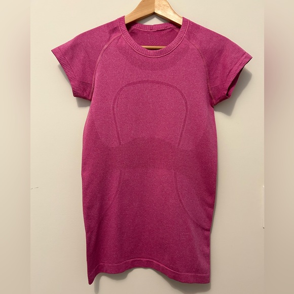 LULULEMON Swiftly Tech Short Sleeve - Picture 2 of 11